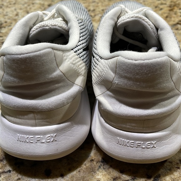Nike Flex 2018 RN - Picture 6 of 8